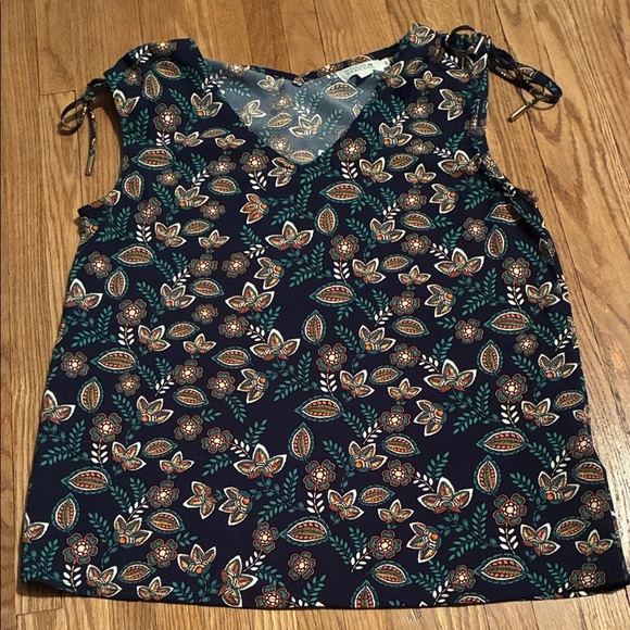 Molly Bracken Navy and Teal Floral Blouse - Picture 1 of 11